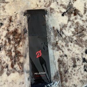 Peloton Yoga Strap in Classic Black